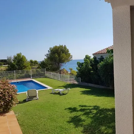 Cal50 Villa Calafat